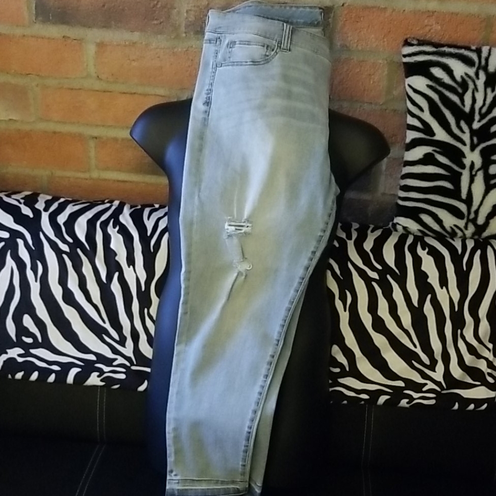 Lite acid Jeans skinny leg plus sized